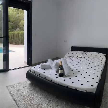 Lujo Playa Piscina Jardin Barbacoa Ideal Familias Y Grupos