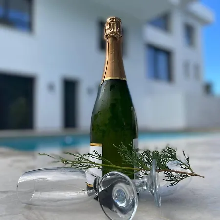 Lujo Playa Piscina Jardin Barbacoa Ideal Familias Y Grupos Βίλα *