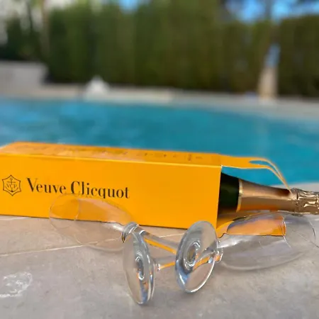 Villa Lujo Playa Piscina Jardin Barbacoa Ideal Familias Y Grupos