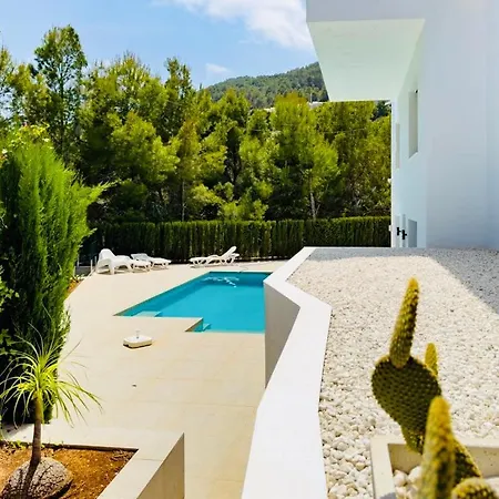 Lujo Playa Piscina Jardin Barbacoa Ideal Familias Y Grupos Villa Calp