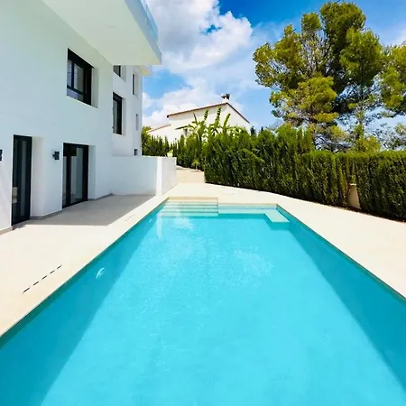 Lujo Playa Piscina Jardin Barbacoa Ideal Familias Y Grupos Villa Calp